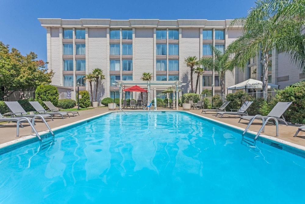 Doubletree By Hilton Chico, Ca Hotell Exteriör bild