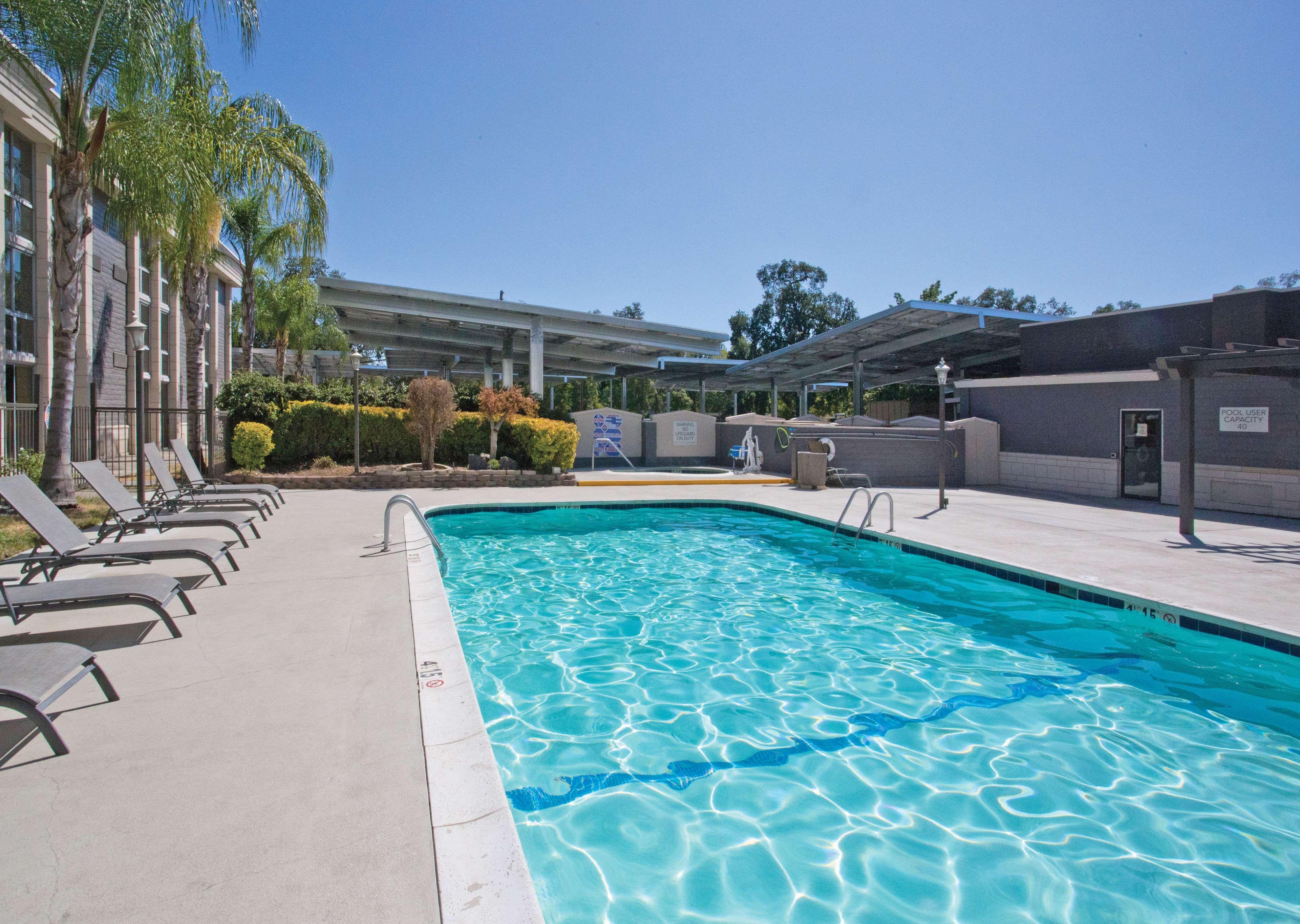 Doubletree By Hilton Chico, Ca Hotell Exteriör bild